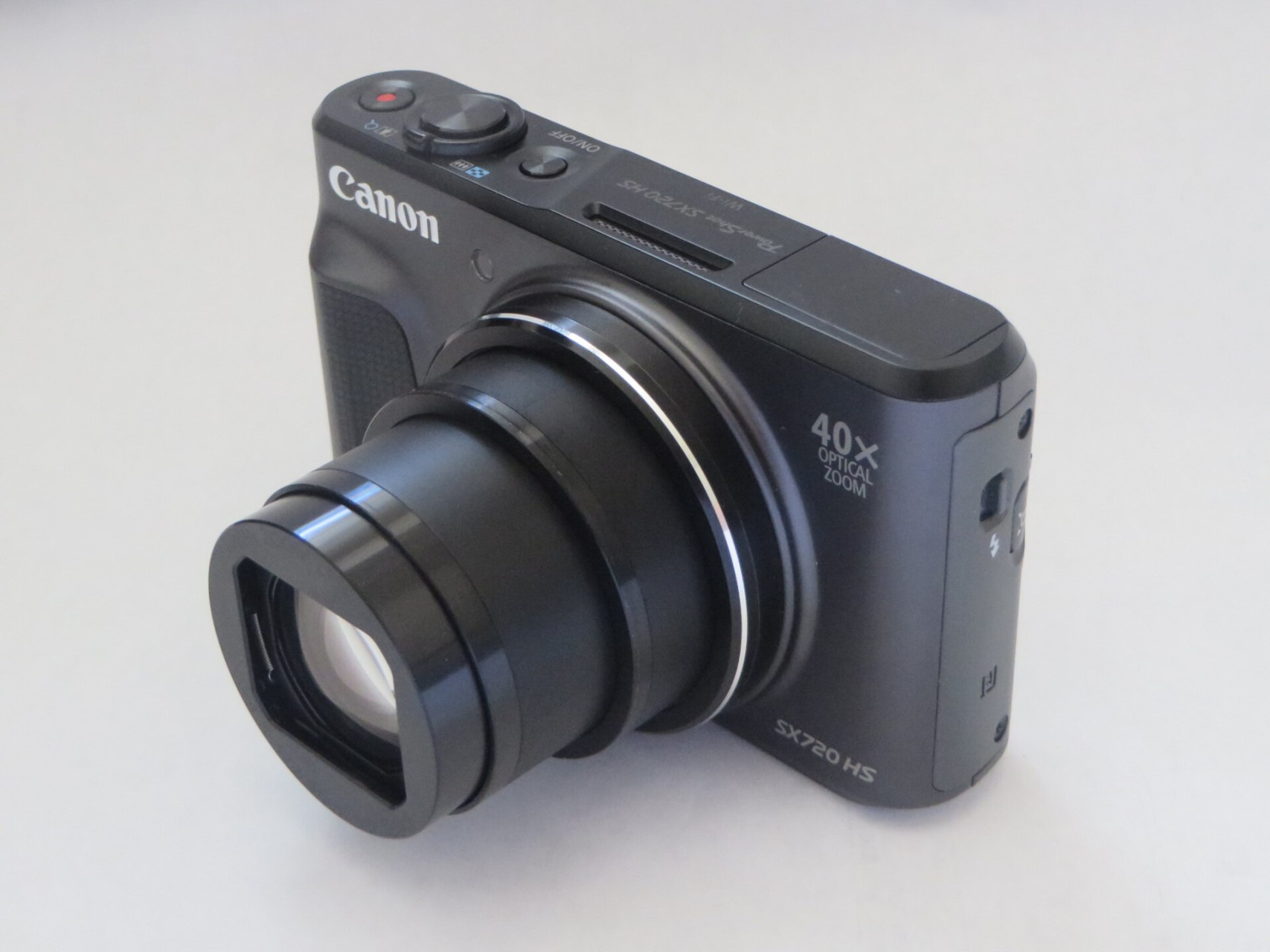 canon powershot sx720 hs front