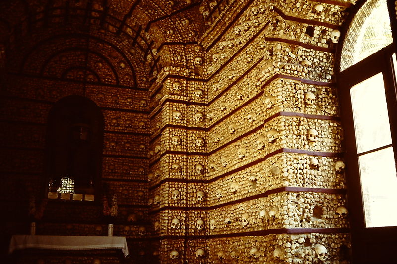 capela dos ossos faro