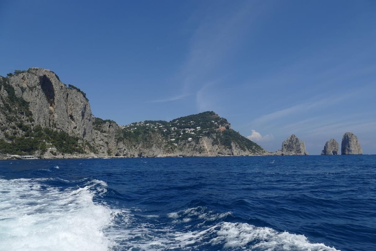 capri italia mediterraneo costa 1