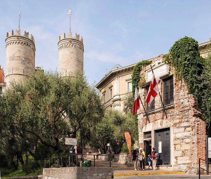 casa di cristoforo colombo con porta soprana 1