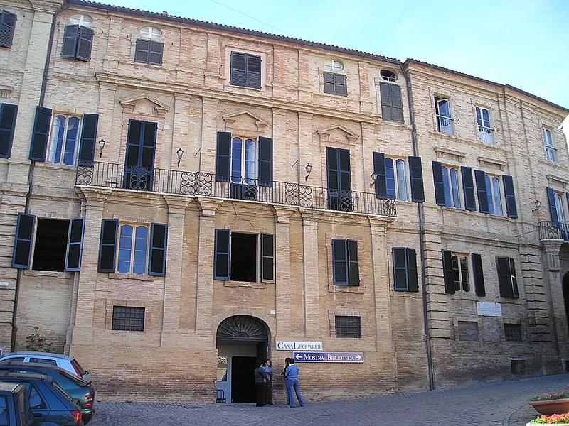 casa leopardi