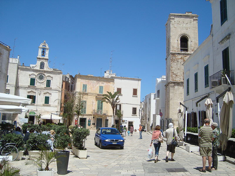 casa orologio polignano a mare