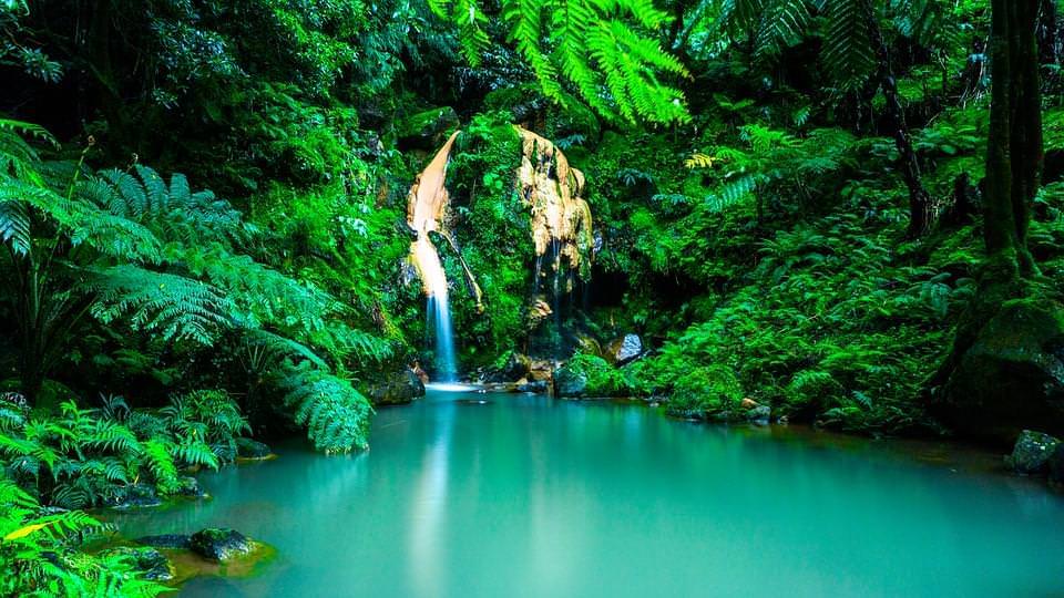 cascata azzorre portogallo