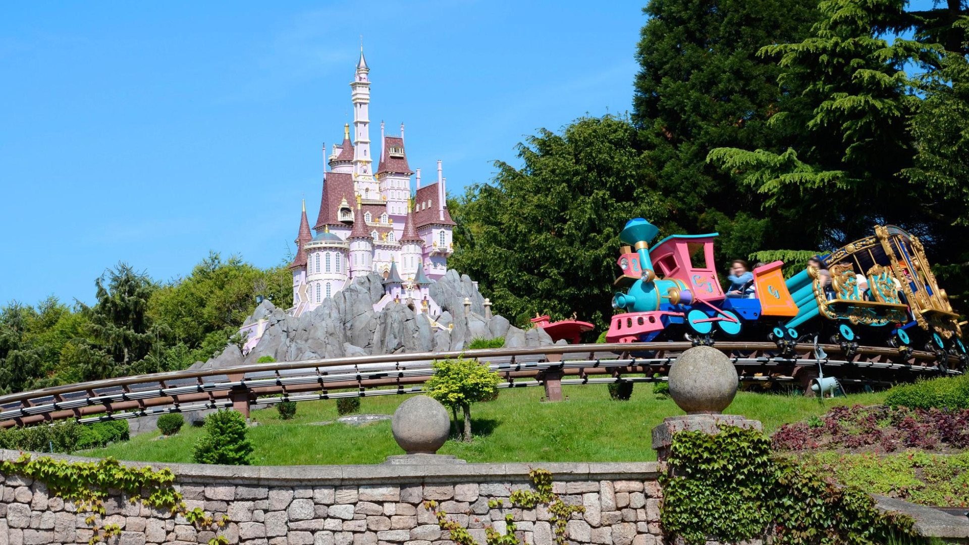 casey jr le petit train du cirque