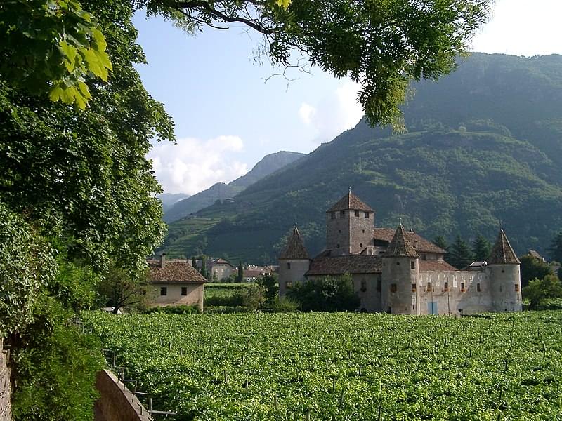 castel mareccio bolzano