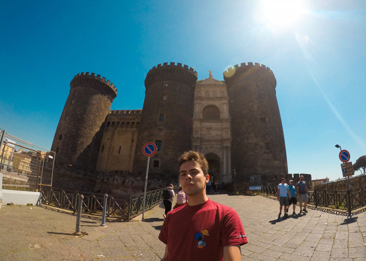 castel nuovo