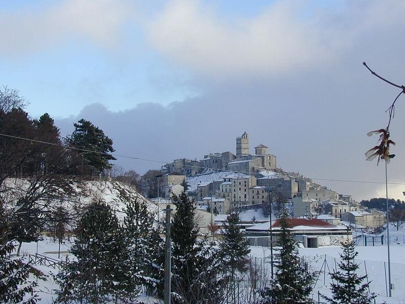 casteldelmonte panorama