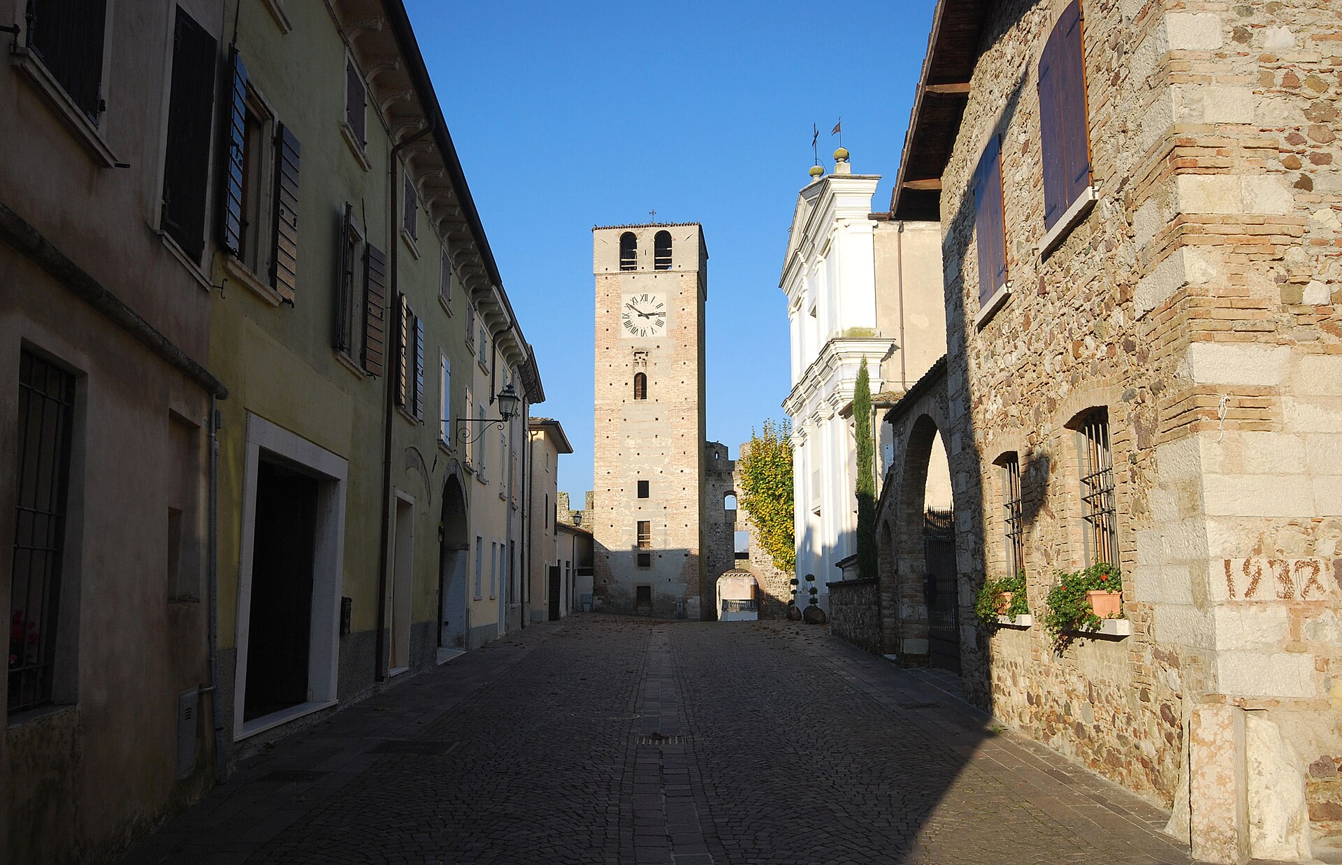 castellarolagusellocastello