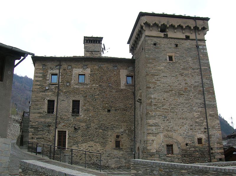 castello di avise 2