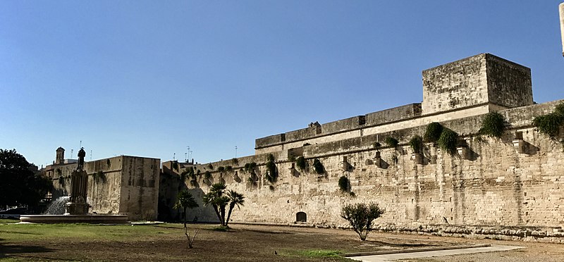 /foto/castello di carlo v lecce