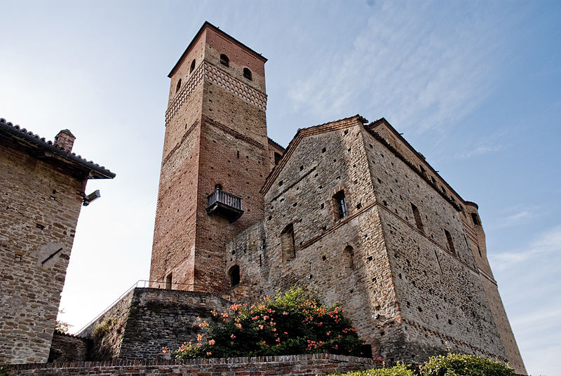 castello di serralunga 4