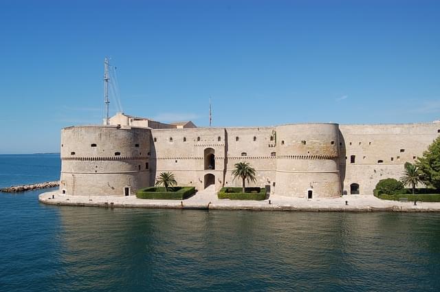 castello di taranto