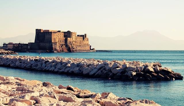 castello napoli