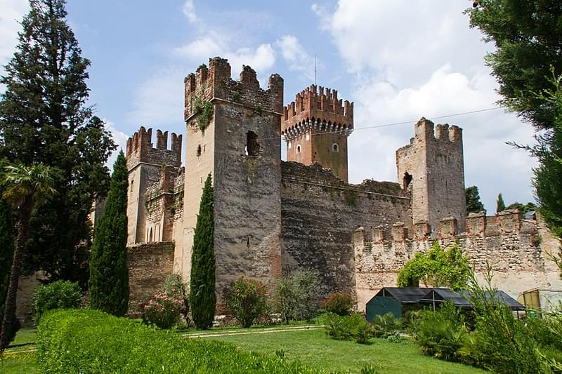 castello scaligero lazise