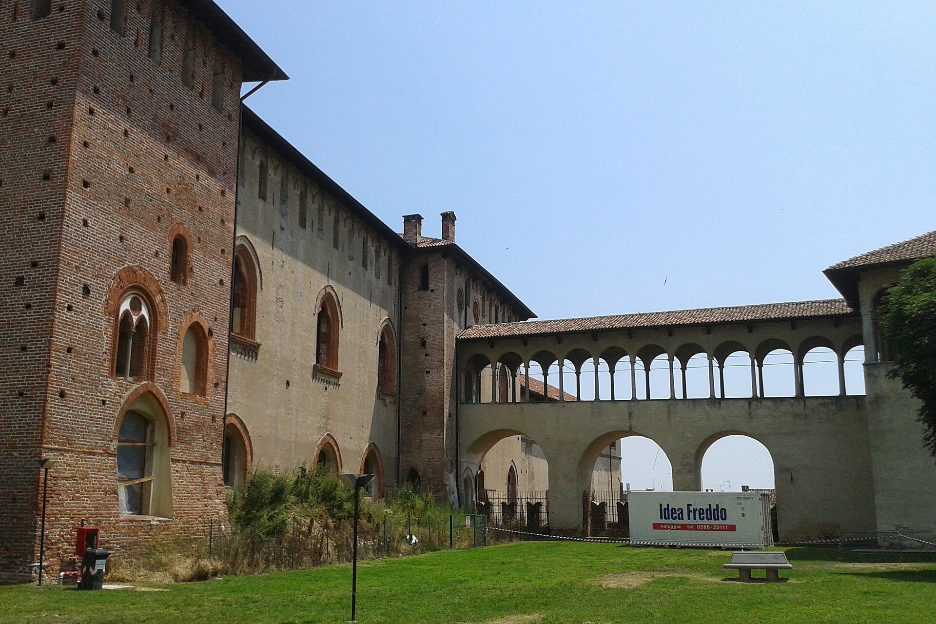 castello sforzesco vigevano 04
