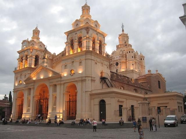 catedral de cordoba di sera