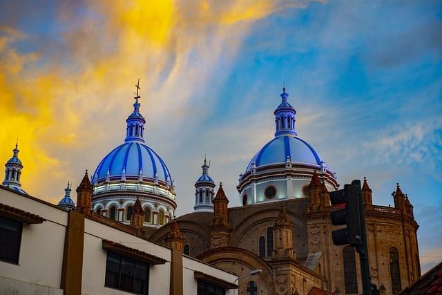 cattedrale di cuenca bacino ecuador