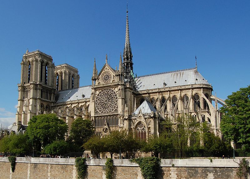  Cattedrale di Notre-Dame, Parigi (Francia)