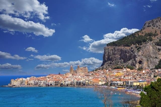 cefalu vista italia sicilia