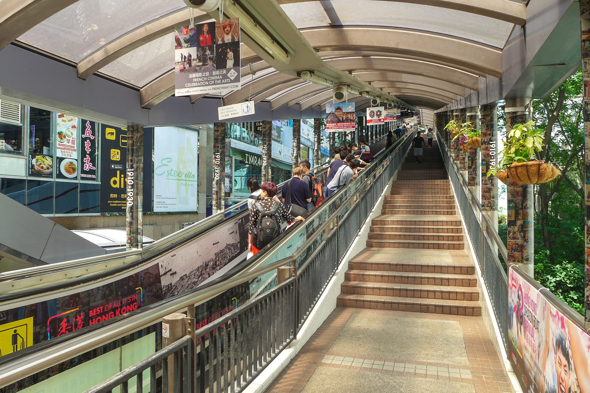central mid levelsescalatorandwalkwaysystem2017