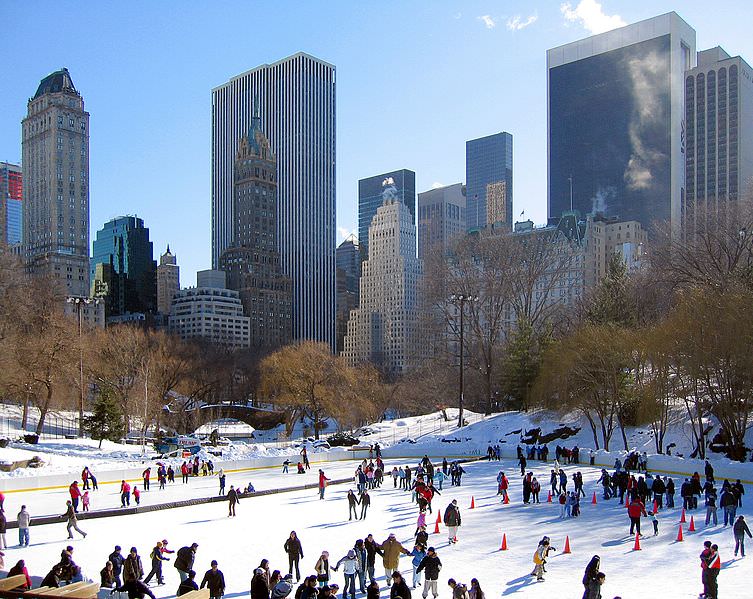 /foto/central park new york pista pattinaggio