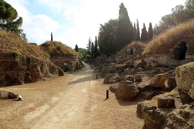 cerveteri necropoli della banditaccia via sepolcrale principale 02