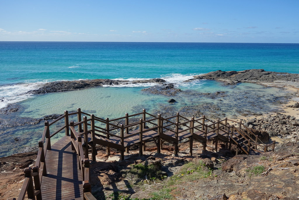 champagne pools on fraser island