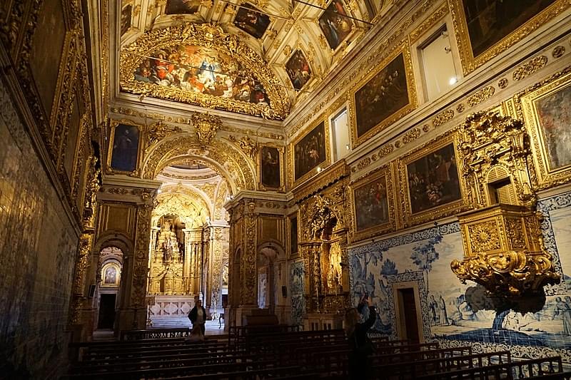 chapel at the museu nacional do azulejo lisbona