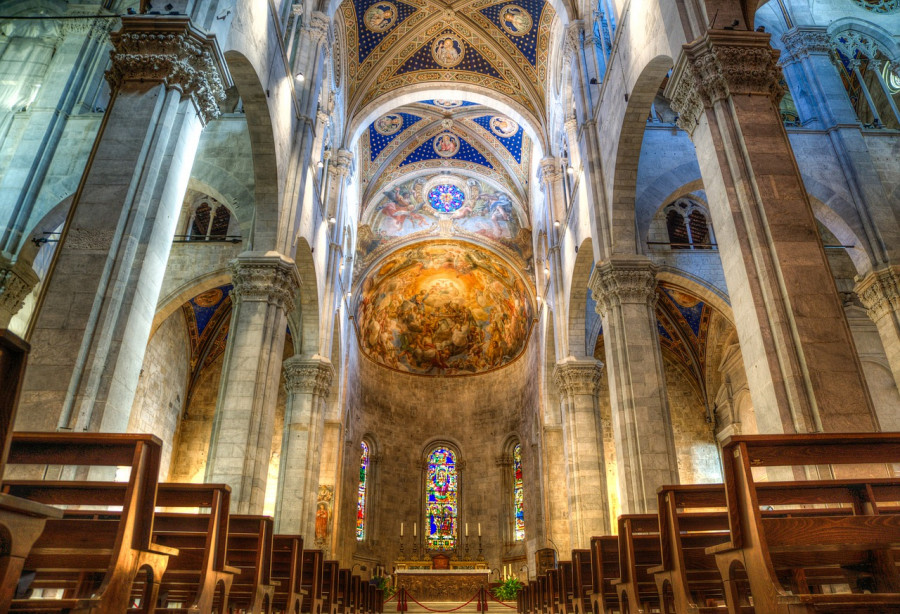 chiesa hdr lucca colore luminoso