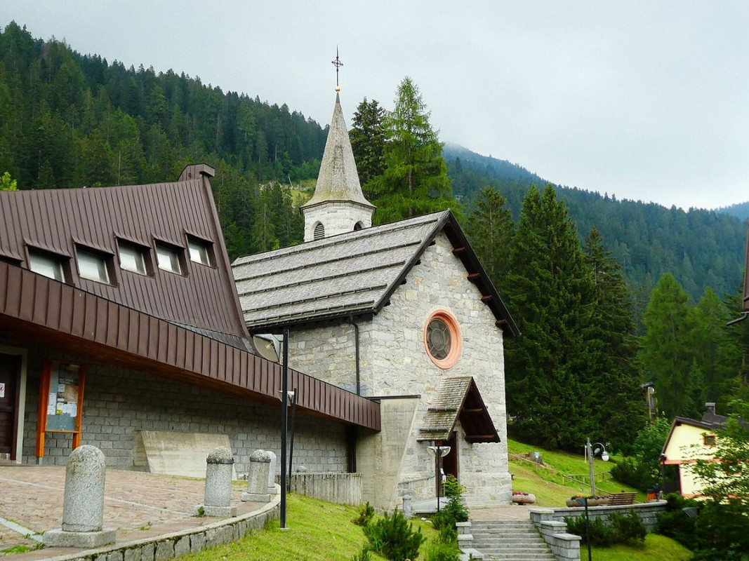 chiesa santa maria antica madonna campiglio - foto di syrio