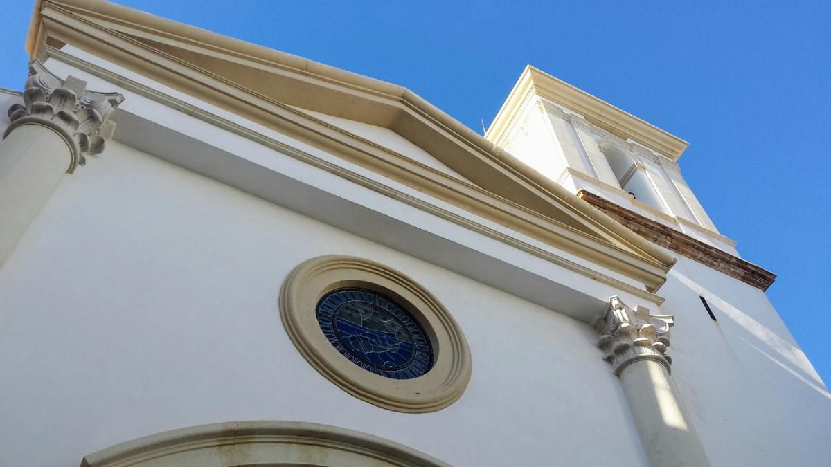 chiesa torre benidorm architettura