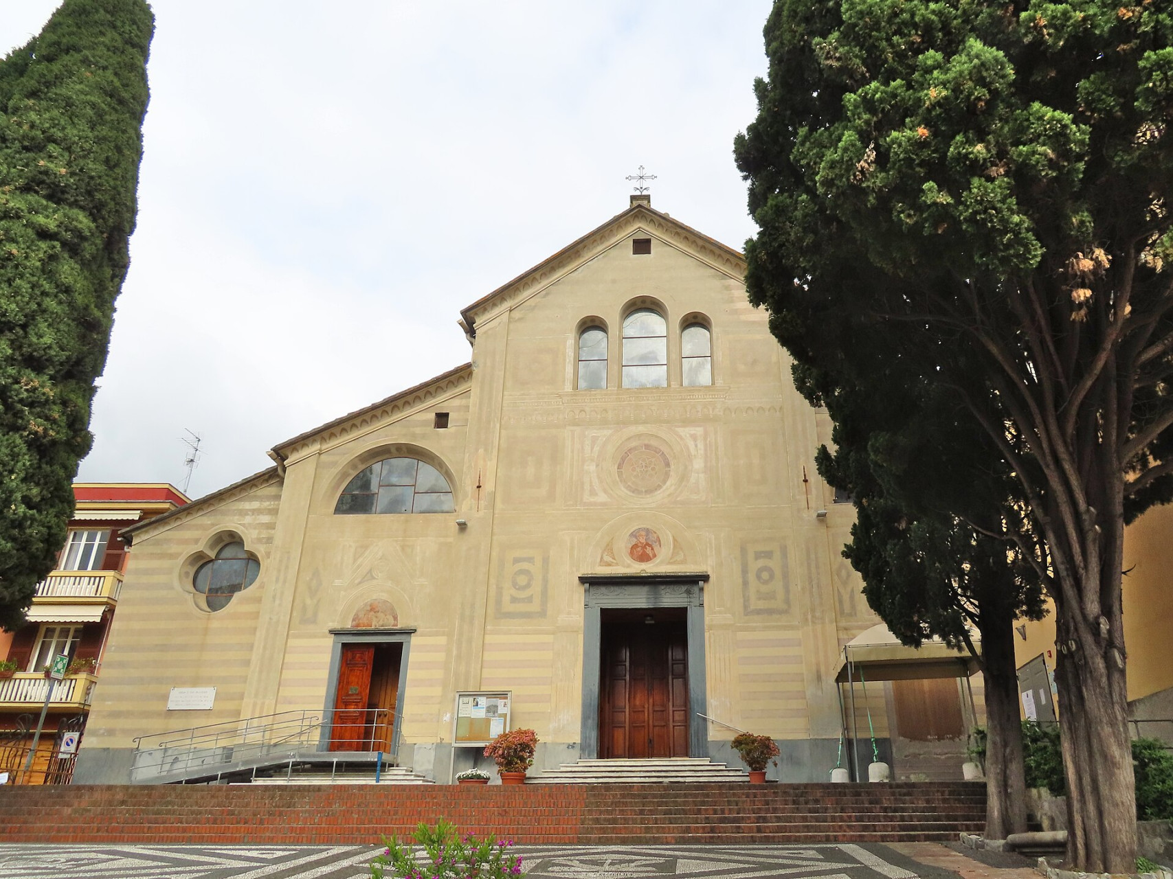 chiesadisanfrancesco rapallo facciata2023 04 28