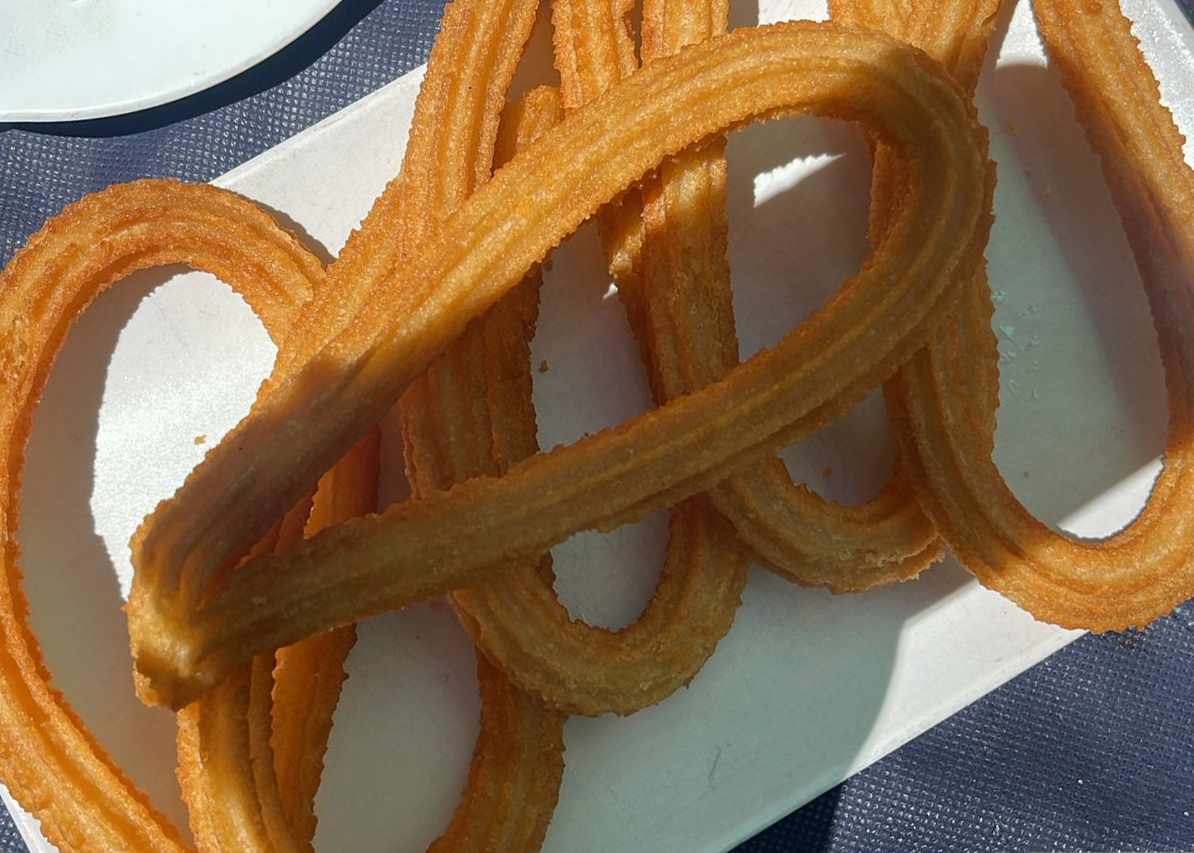 churros y chocolate