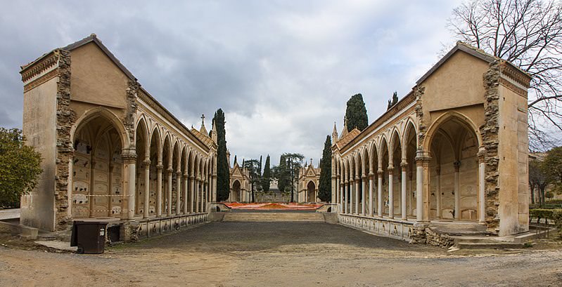 /foto/cimitero monumentale di caltagirone