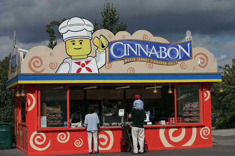 cinnabon at legoland windsor