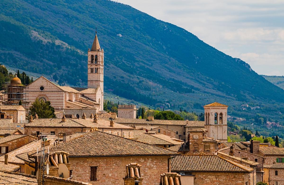 citta di assisi italia casa