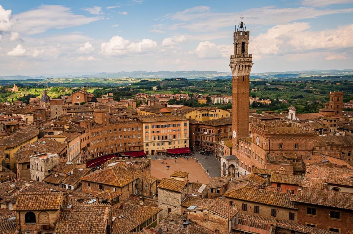 citta di siena italia vecchia citta