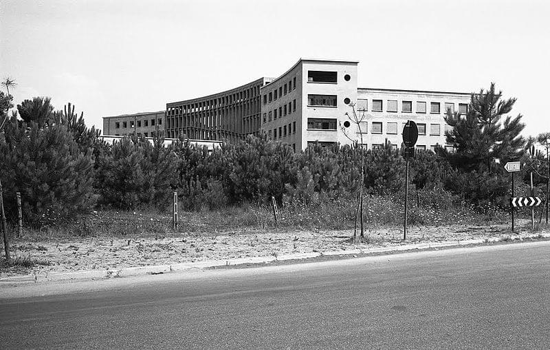 colonia varese edificio