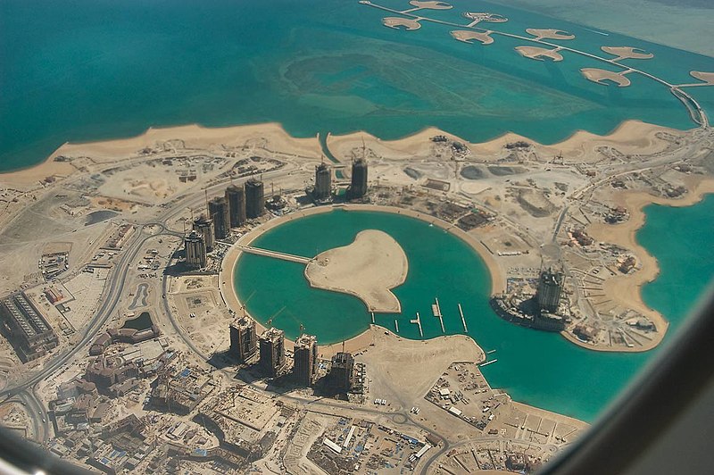 construction of the pearl qatar in 2010