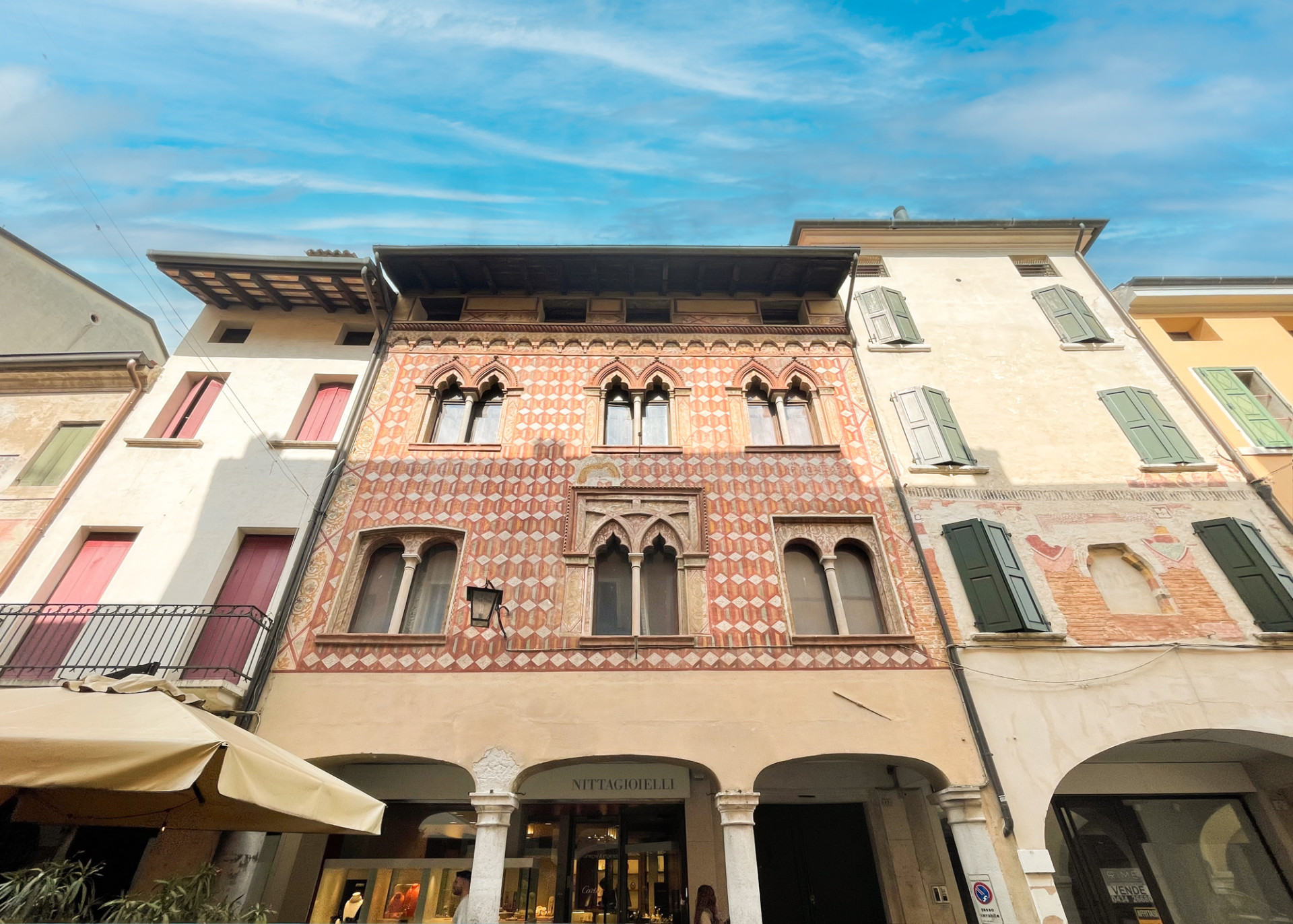 contrada maggiore