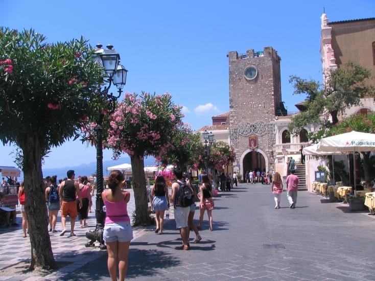 corso umberto taormina 1