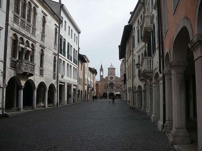 corso vittorio emanuele ii pordenone