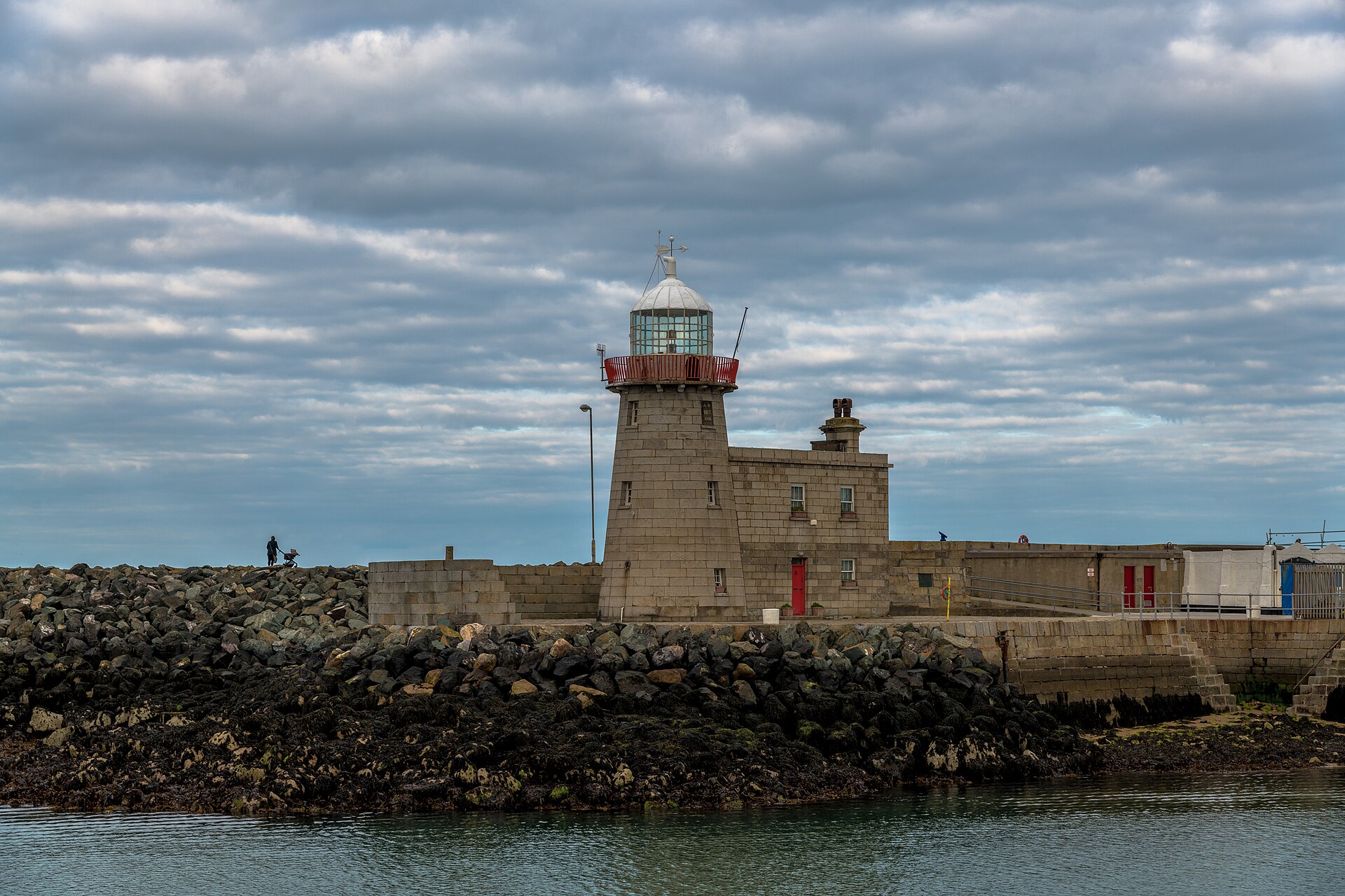 countydublin howthharbourlighthouse 1818 20190505171805