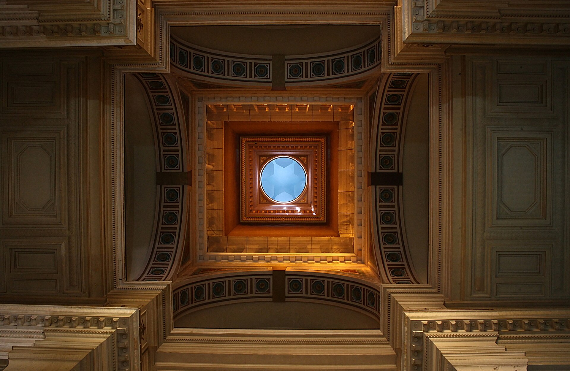 coupoledupalaisdejusticedebruxelles01