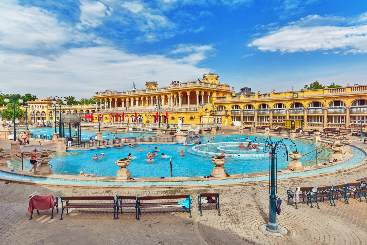 Courtyard Szechenyi Baths Hungarian Thermal Bath Complex Spa Treatments 1
