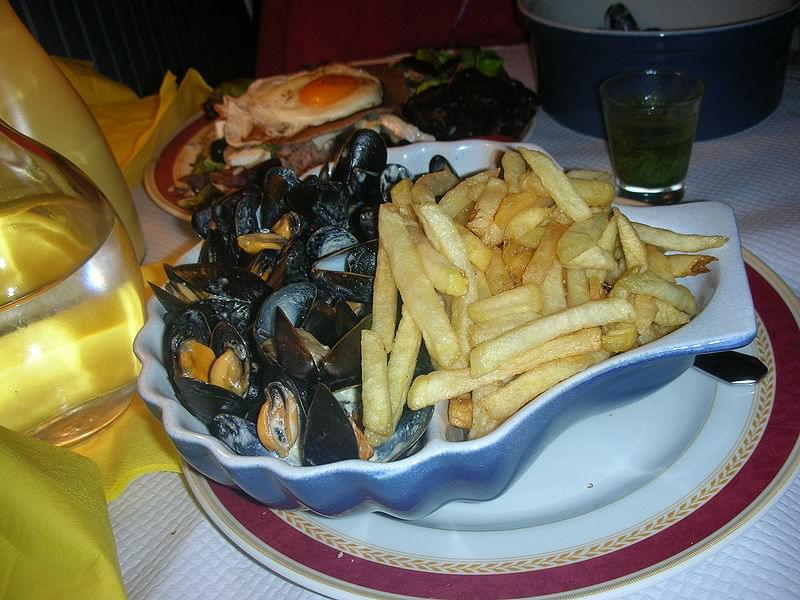 cozze alla belga con patatine fritte