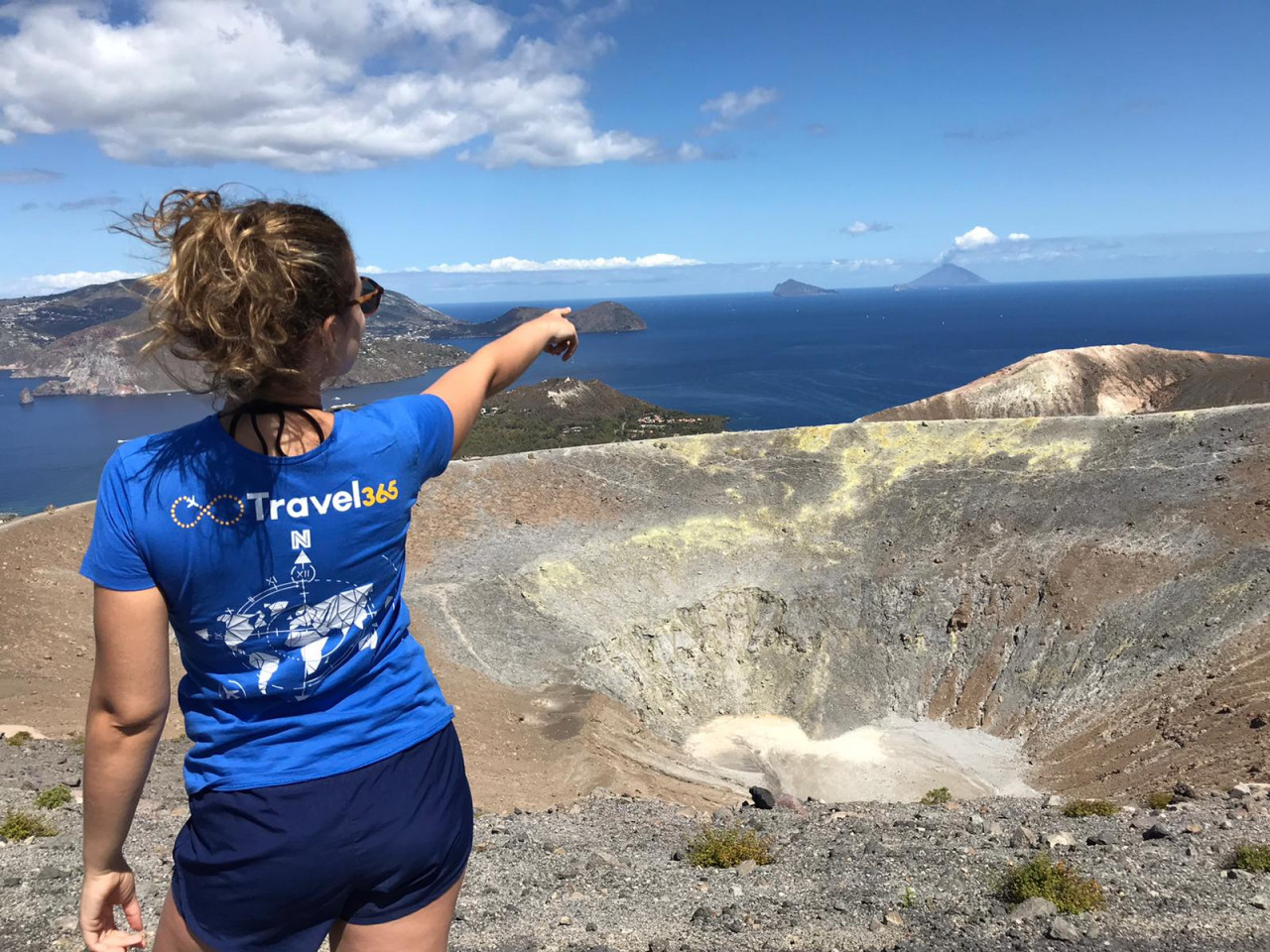 cratere isola vulcano