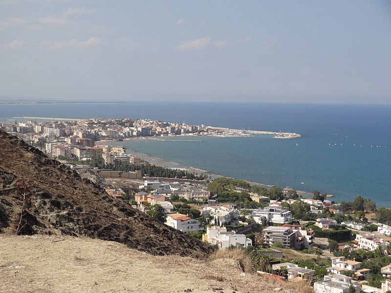 crotone panorama