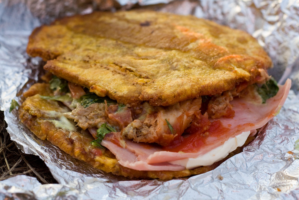 cubano patacon cachapas y mas