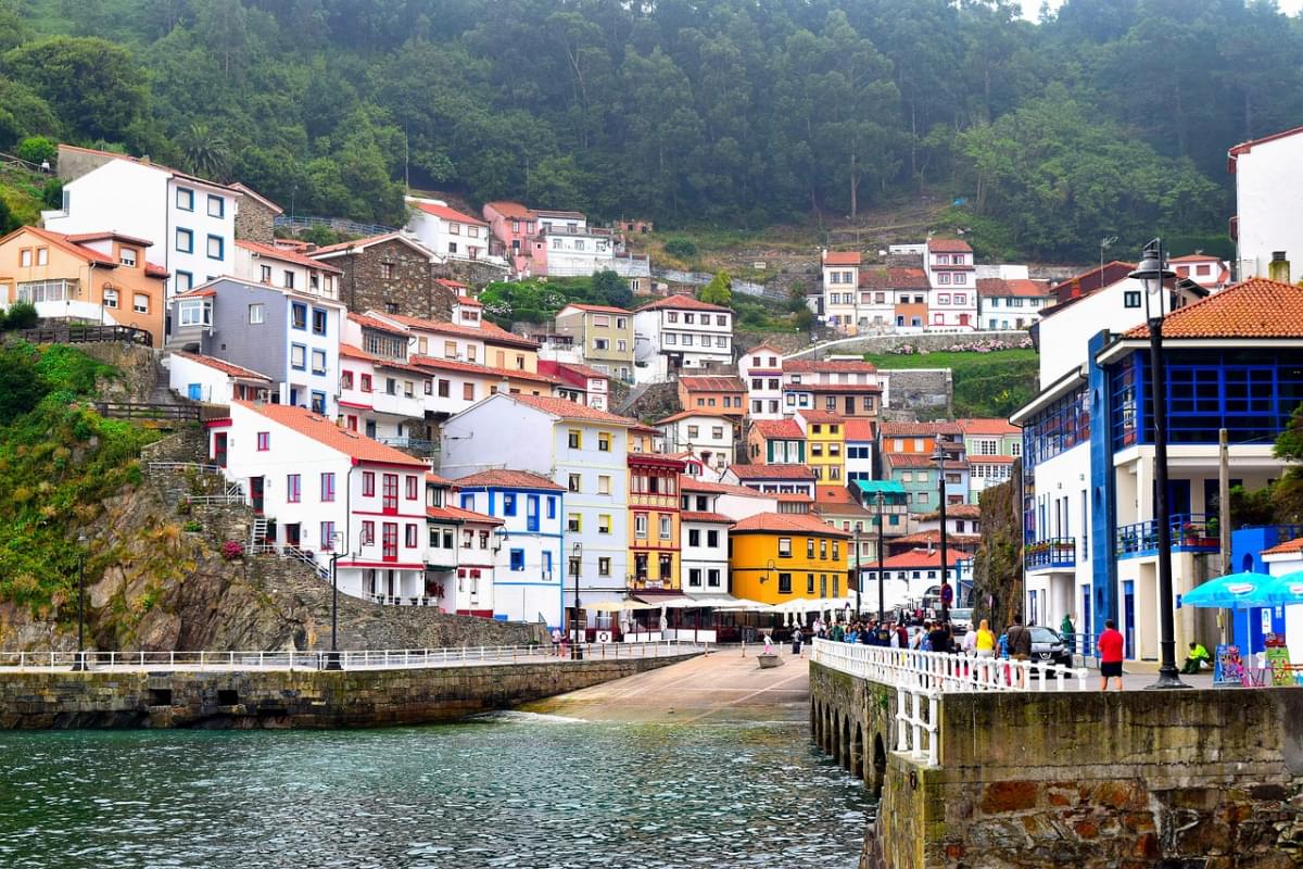 cudillero asturias spagna turismo